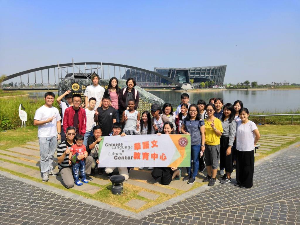 認識台灣文化與工藝    長榮大學華語生到故宮南院與交趾陶工藝園區參訪