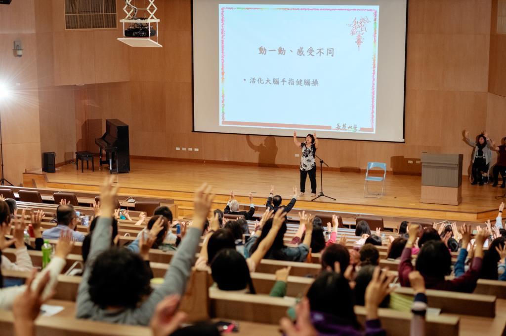 長榮大學辦職工人員退修會 為身心靈健康加油