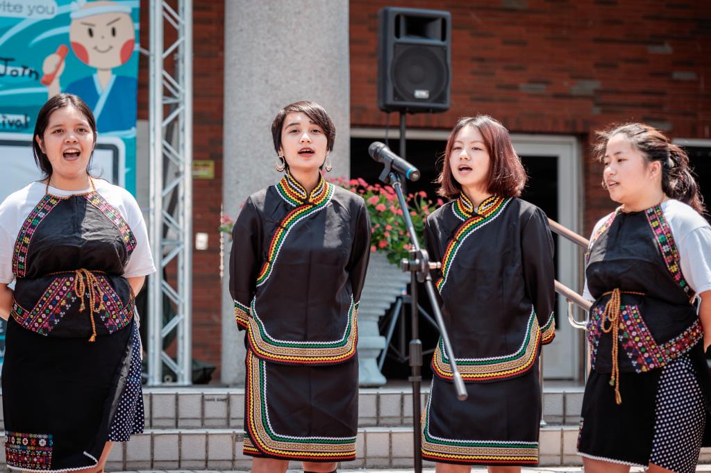 長榮大學國際日   帶你認識各國夏日節慶