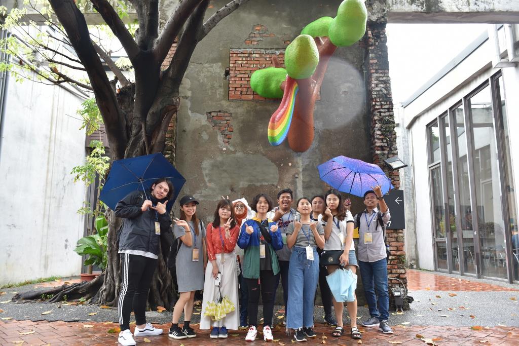 長榮大學第六屆國際文化交流夏令營成果展  展現青春與文化交流回憶