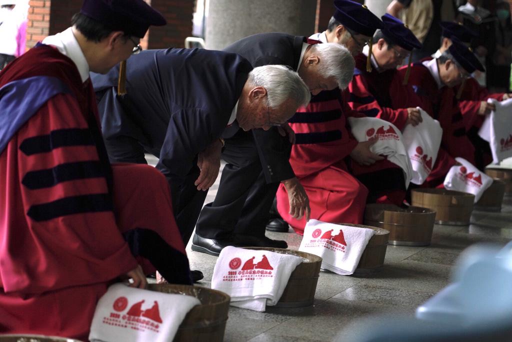 長榮大學畢業典禮改以線上直播  21日預錄洗腳禮與頒獎