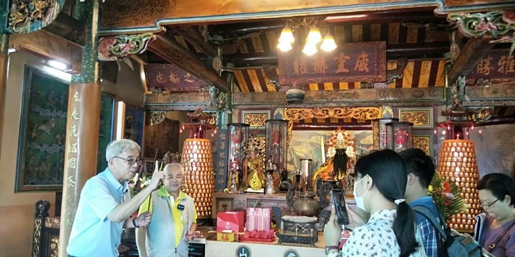 長榮大學華語文中心與日本神戶學院大學合作華語課程 實境直播導覽廟宇文化