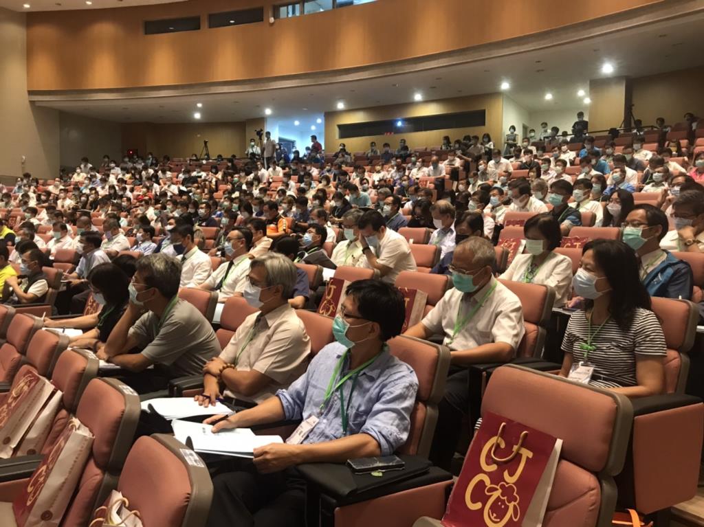 109學年度台南市校長會議於長榮大學登場 黃市長期許校長扮演卓越教學領航員