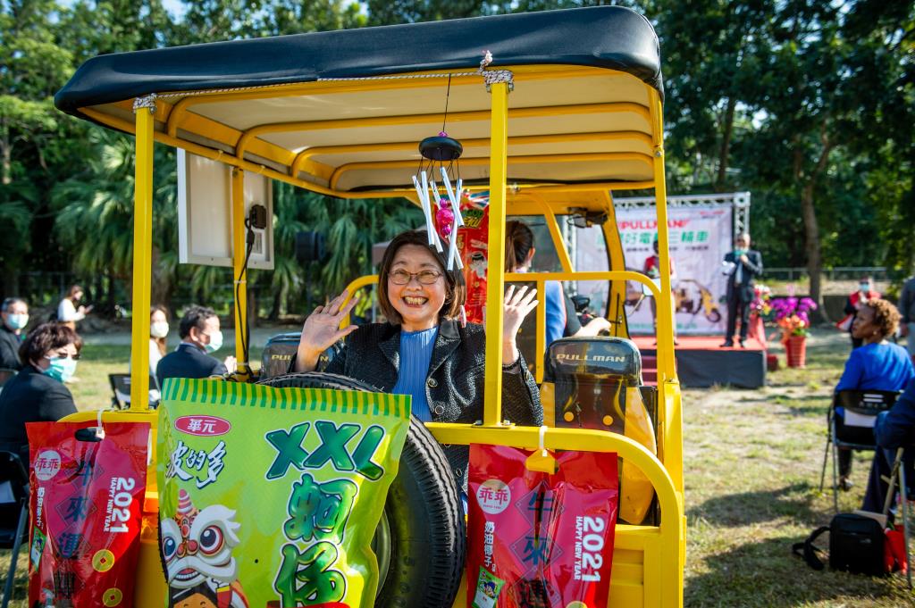 長榮大學攜手亞而特 開發綠能電動三輪車