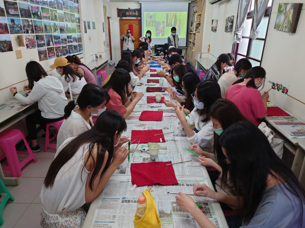 飲食與生態實地探查 日本教育中心舉辦「鳳梨加二仁生態文化體驗」
