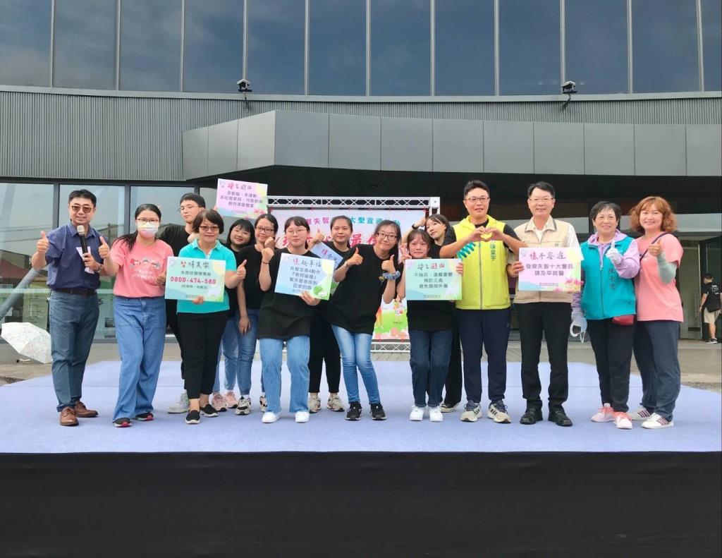 護理系協辦臺南市衛生局和歸仁區衛生所舉辦的國際失智症月大型宣導活動