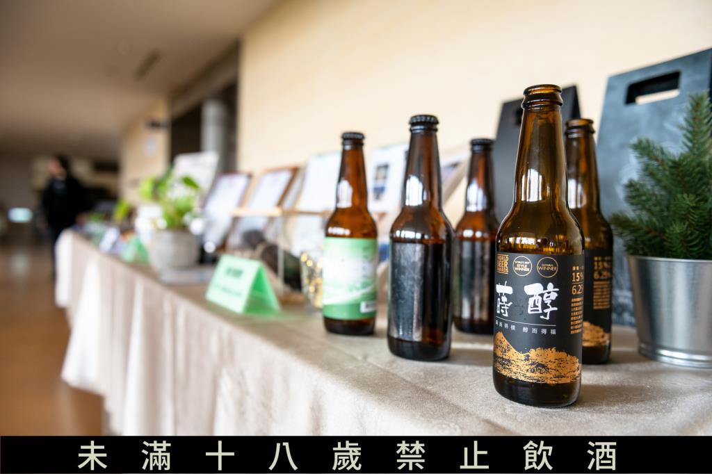 長榮大學精釀發酵研究中心研發的世界冠軍啤酒「蒔醇」，榮登2023日本國際亞洲展