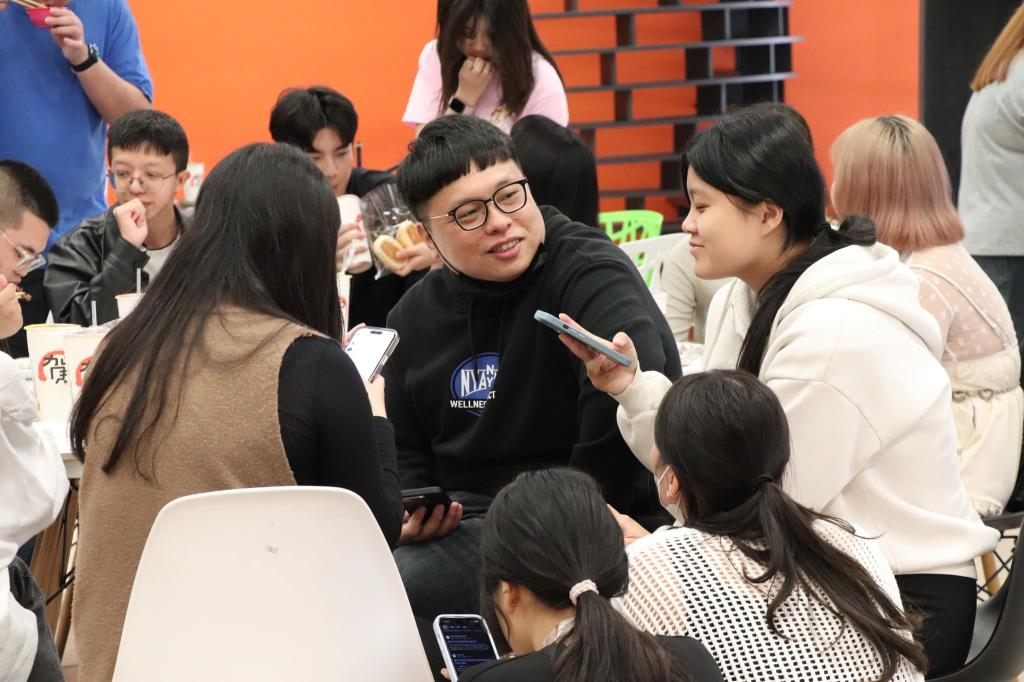 在校生討論