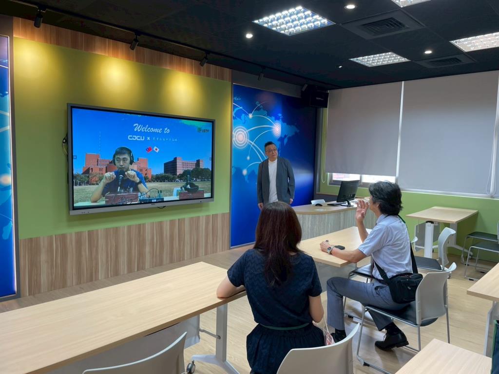 校園導覽-國際企業學系智慧跨境行動商務專業教室