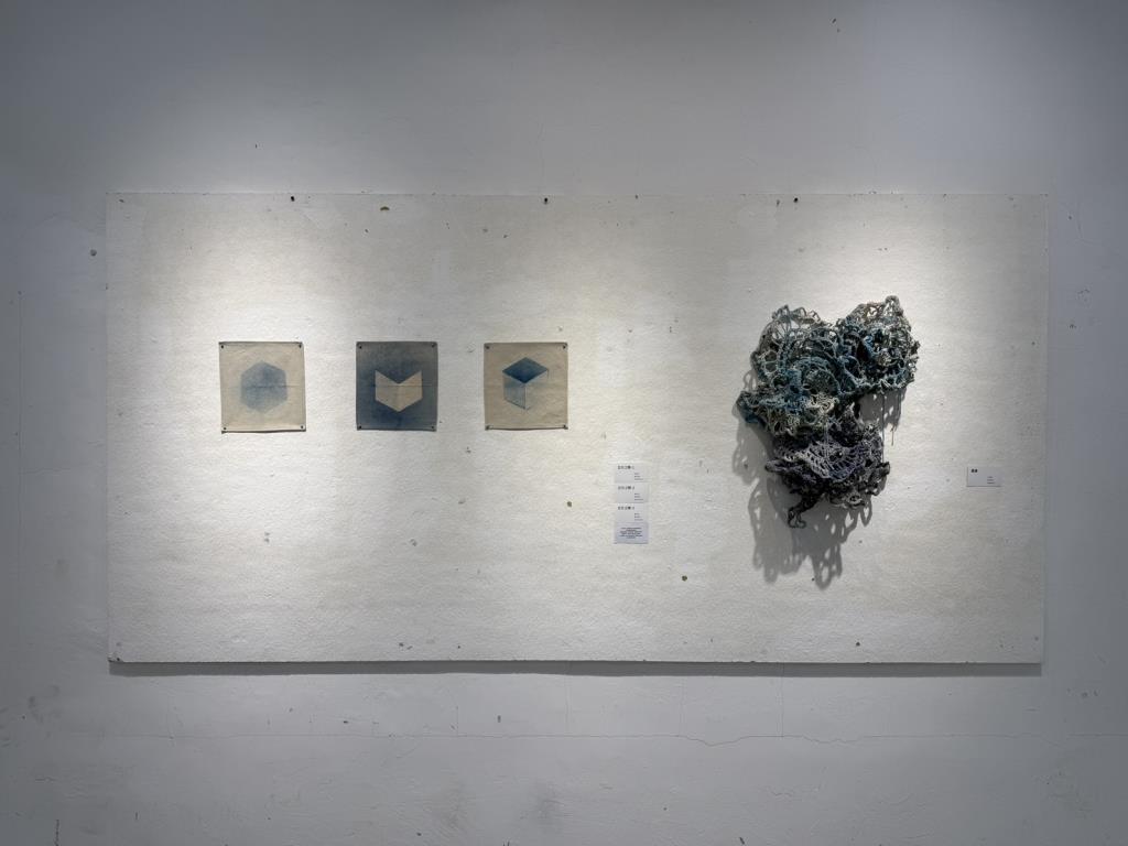 於古晉四中知識講堂舉辦小型展覽《彼方共時》