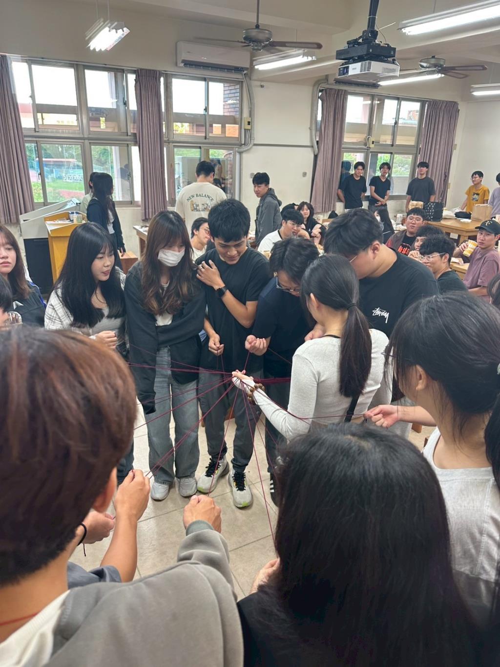國企系迎新活動抽直屬