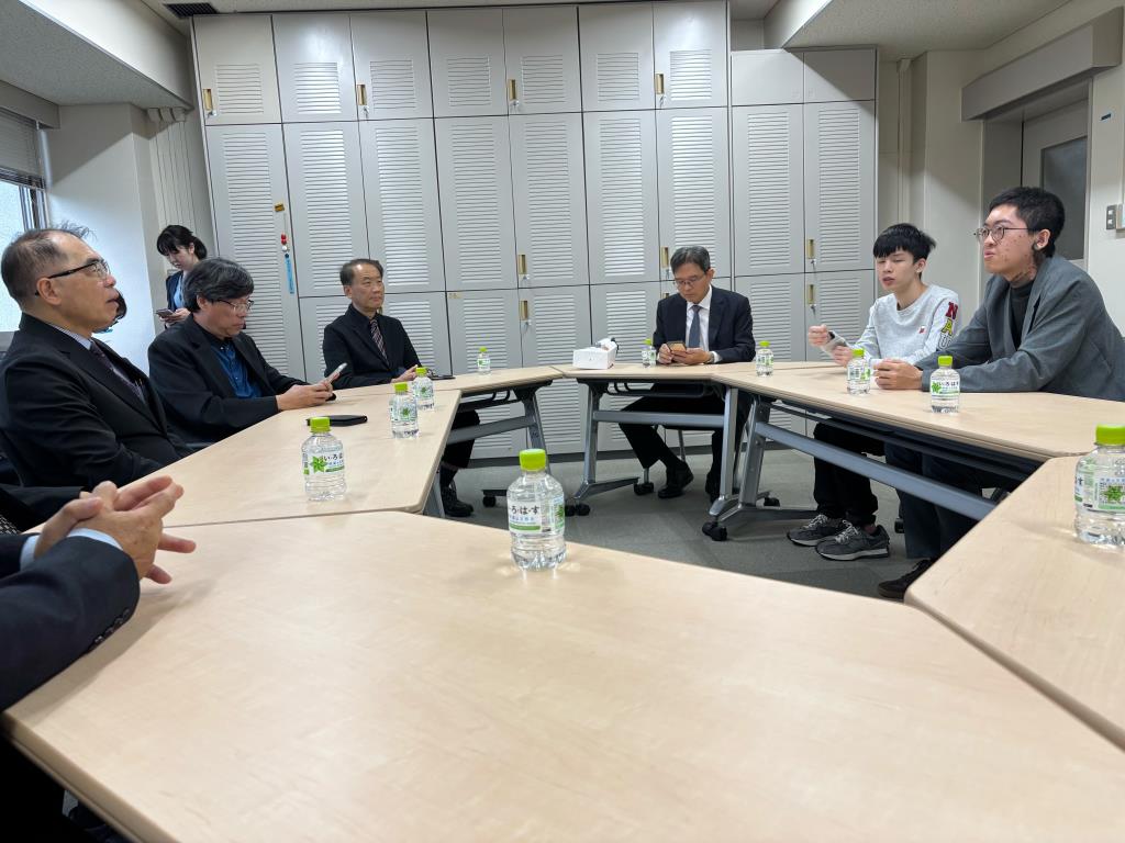 雙方會談探討未來可能的合作方向