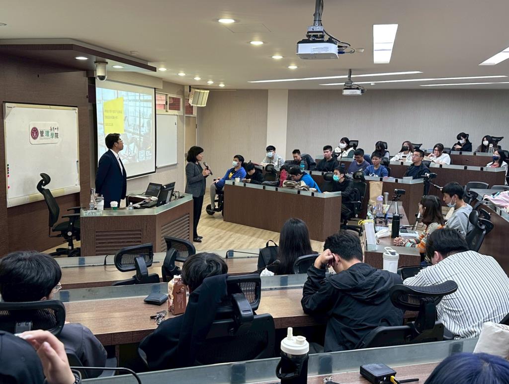 姚世傑會計師於11月28日返校演講