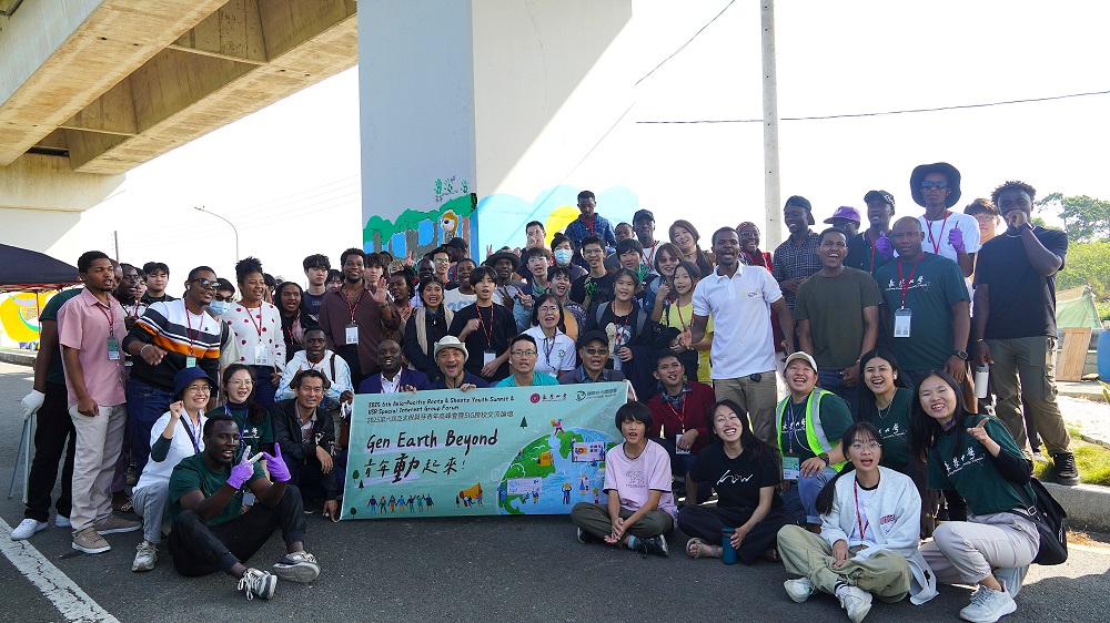 沙崙支線台鐵橋下綠美化創作行動