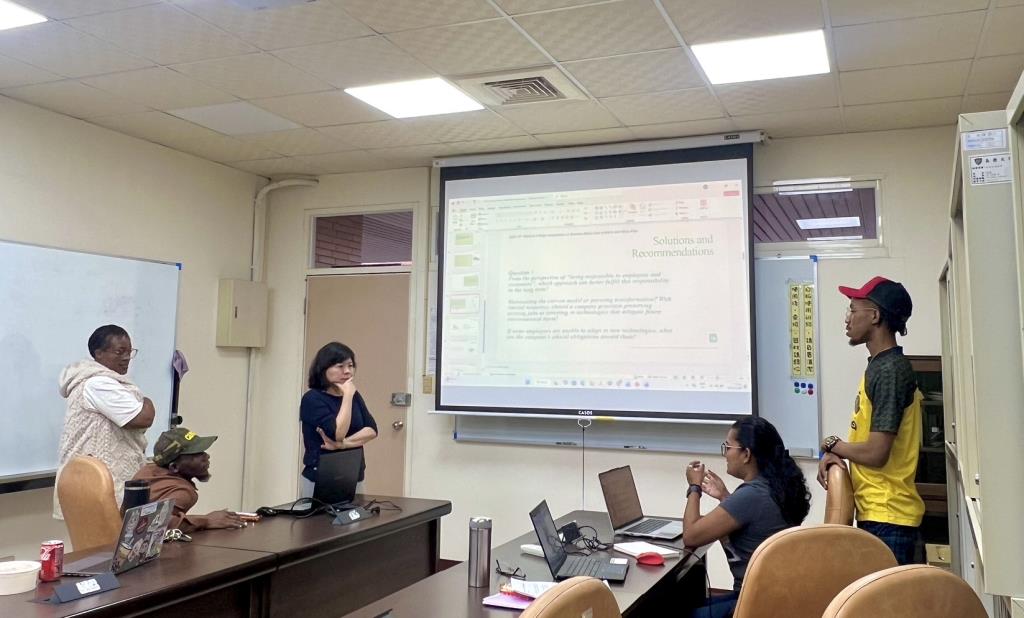 賽前練習及討論