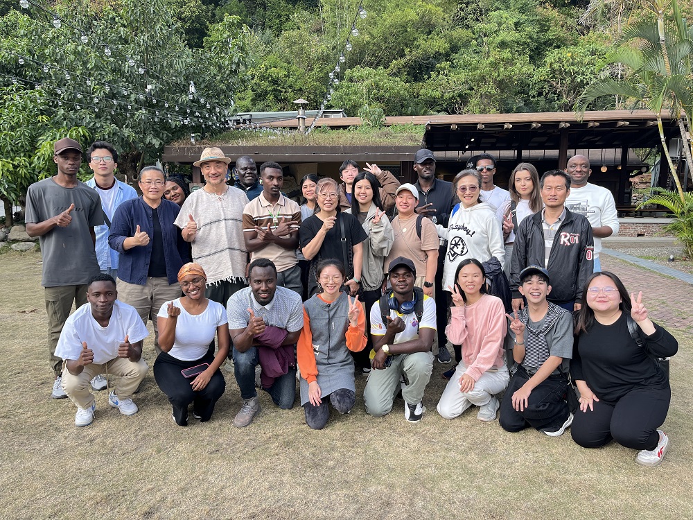 於檨仔腳文化共享空間大合照