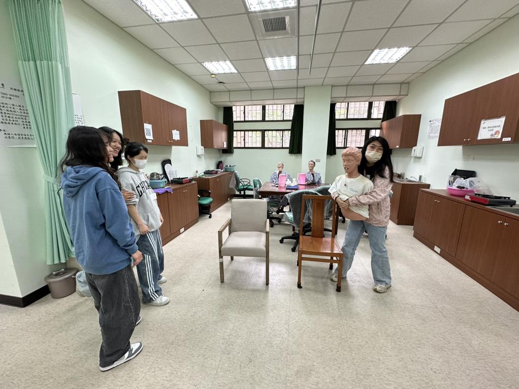 異物梗塞急救技術訓練