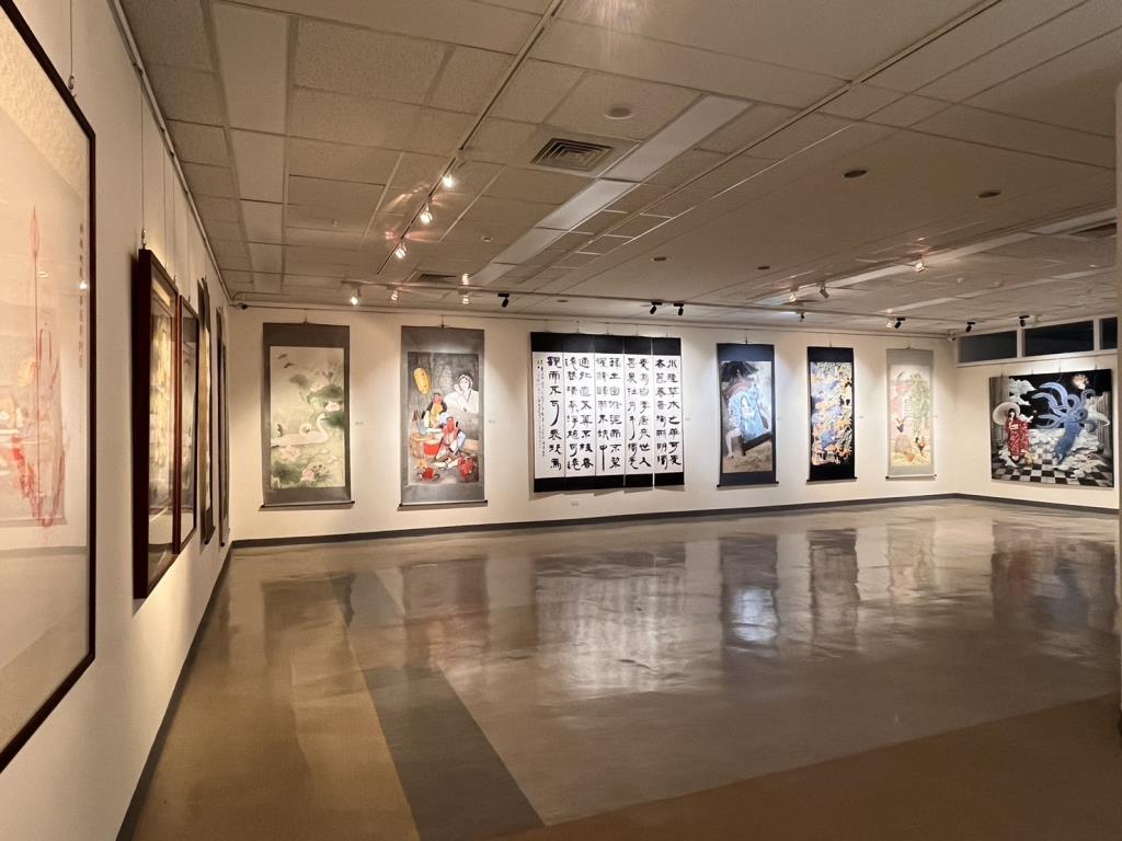 長榮大學書畫藝術學系 第15屆系展暨典藏獎 • 春季小品展 雙展同場熱鬧開幕