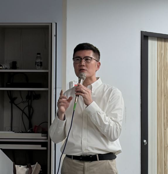 從機場營運到職涯發展 桃園機場人資處丁源宏處長蒞校分享