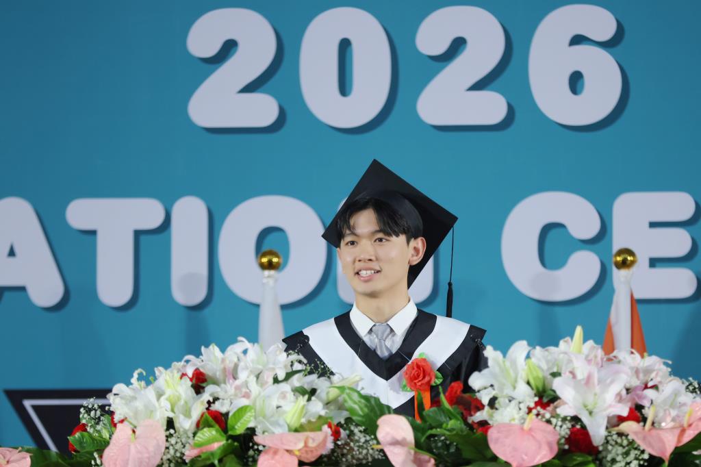 長榮大學2026畢業典禮盛大舉行　校友Nathan與畢業生程建凱以生命故事感動全場