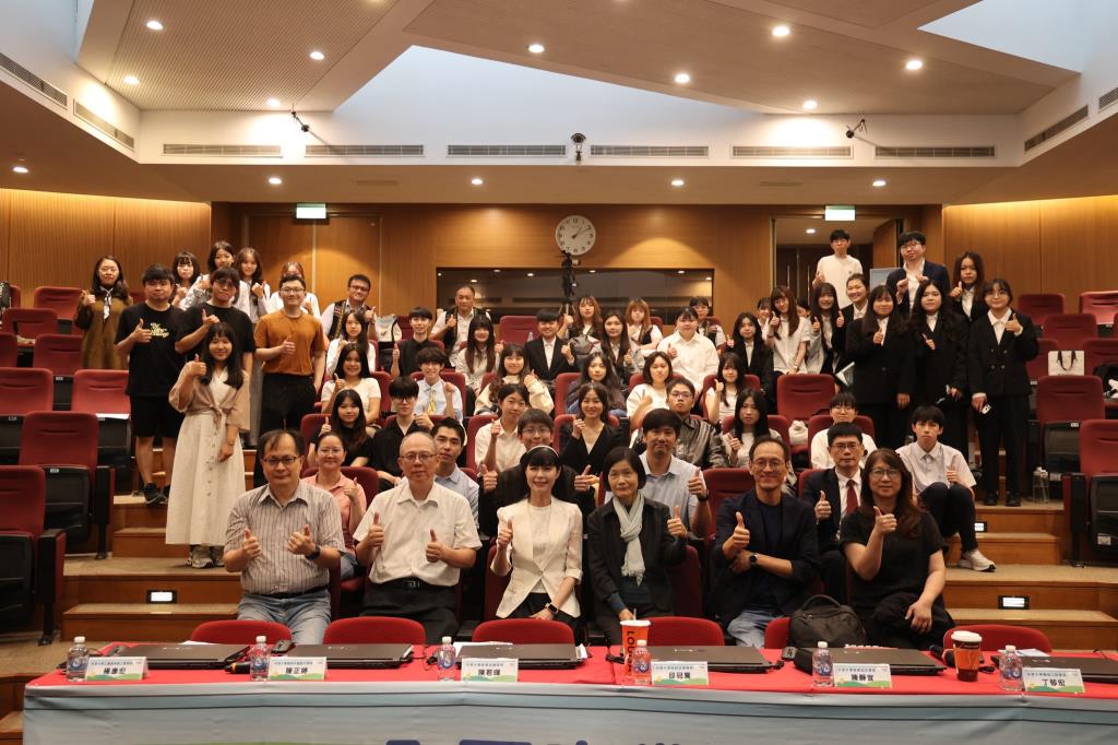 長榮大學社工所杜怡玟榮獲2026全國專業倫理個案競賽金獎