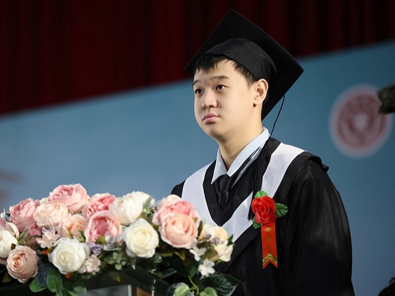 這是關於【長榮大學應用日語系畢業生程建凱：限量版人生，勇敢發光】這一則訊息的封面圖片