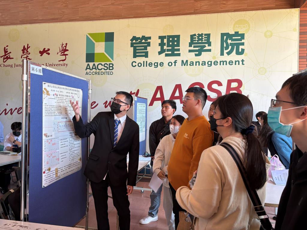 畢業專題競賽暨靜態展