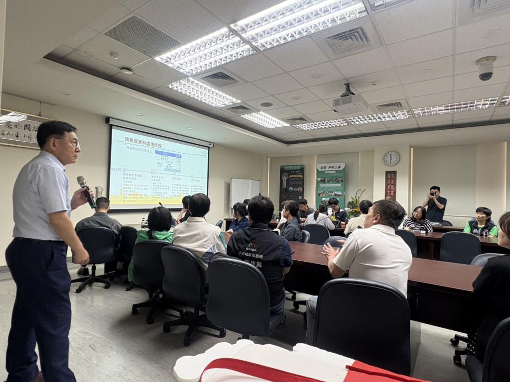 產官學攜手推動智慧地政創新　台中市地政局率團參訪長榮大學深化合作交流