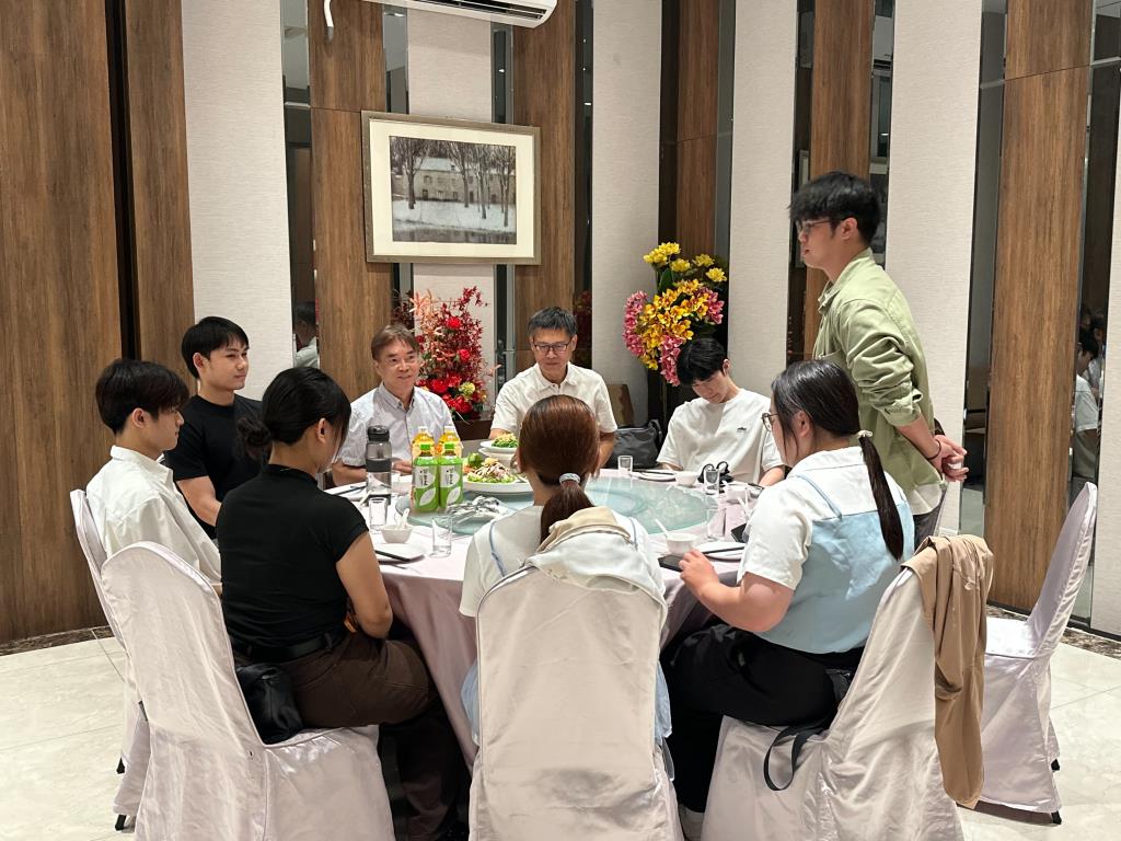 長榮大學土地管理與開發學系舉辦畢業餐會　溫馨歡送大四畢業生