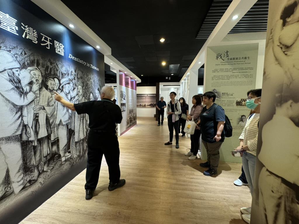 從醫療史走入現代科技——碩士班進階護理教育的脈絡傳承與未來科技視野