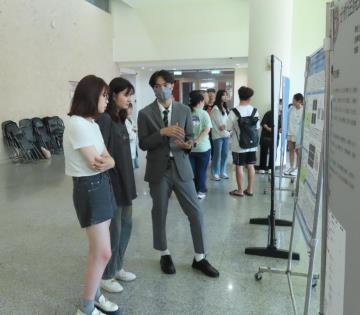 (114.06.11) 113學年度專題研究成果海報展