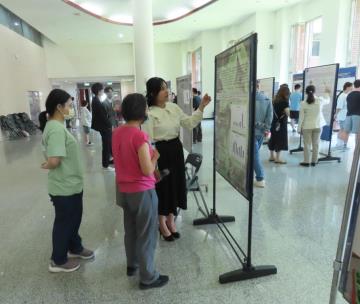(114.06.11) 113學年度專題研究成果海報展