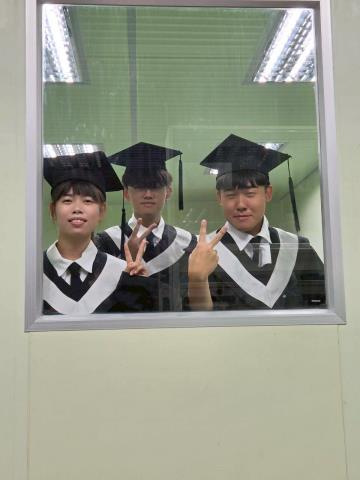 115.06.06 學士服團照&2026畢業典禮