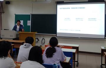 115.06.05 升學輔導講座- 林明韓學長、莫竣宇學長