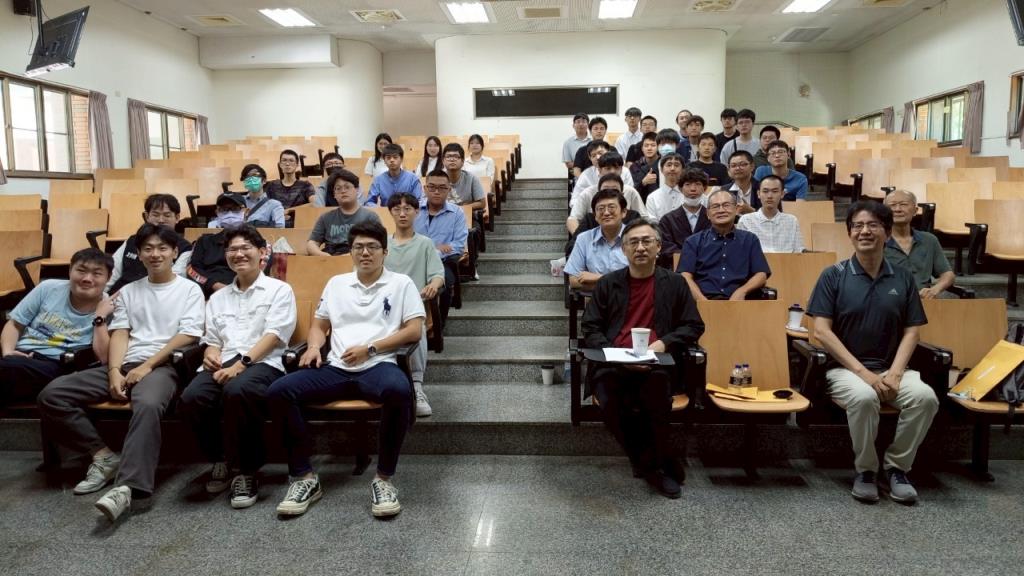 長榮大學資工系舉辦畢業專題期中審查