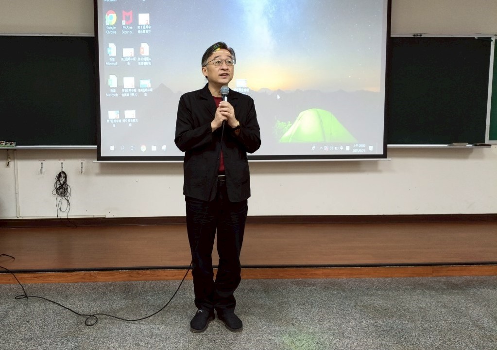 長榮大學資工系舉辦畢業專題期中審查