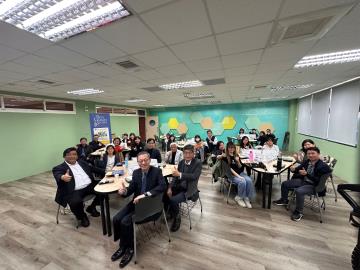 2024/12/26_Β Г Σ 國際商學榮譽學會113-1分會會員期末餐會