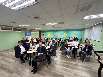 2024/12/26_Β Г Σ 國際商學榮譽學會113-1分會會員期末餐會